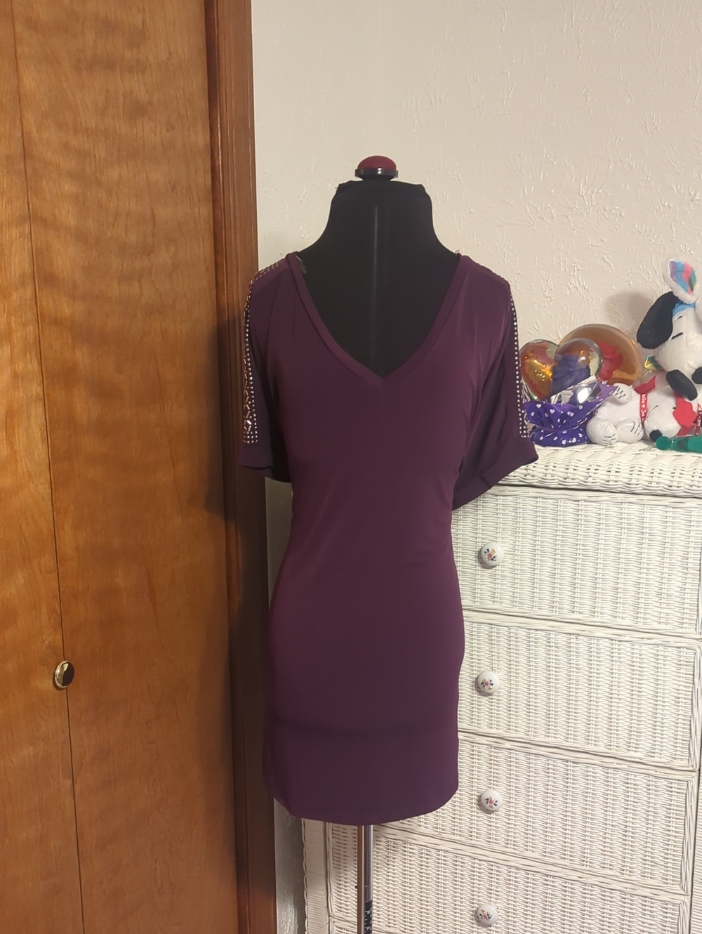 Misia Plum V‑Neck Mini Dress with Studded Sleeve Detail